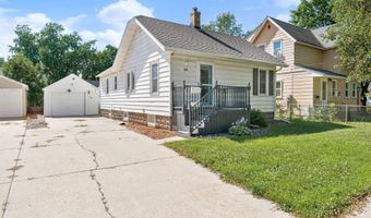 909 11th St NW, Austin, MN 55912