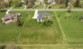 549 Morningstar Rd, Auburn, IN 46706