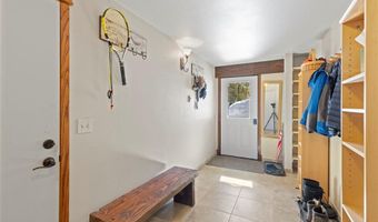 284 LAKESHORE Loop, Blue River, CO 80424