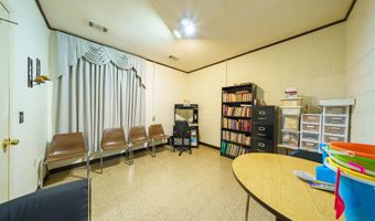105 Chamblee Dr, Batesville, AR 72501