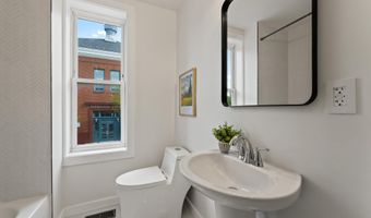 1118 S CAREY St, Baltimore, MD 21223