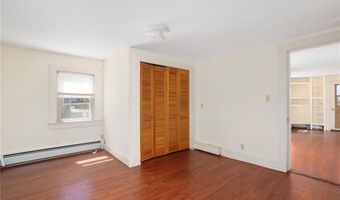 292 Boulevard, Middletown, RI 02842