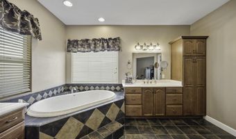 242 S BETHANY Pl, Casa Grande, AZ 85194