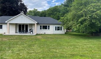 2260 Nottingham Rd, Allentown, PA 18103