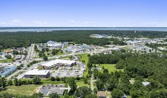 866 Washington St, Bay St. Louis, MS 39520
