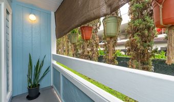 355 Aoloa St Q102, Kailua, HI 96734