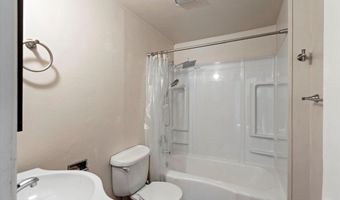 1801 Cleveland Ave, Anchorage, AK 99517
