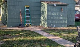 1211 10th Ave SW, Austin, MN 55912