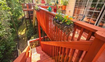 9155 Nesbit Fry 96, Alpharetta, GA 30022