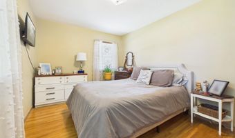 306 Park Ave, Alcester, SD 57001