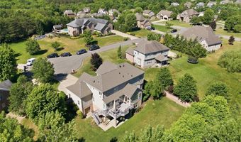 105 Morning Mist Dr, Aliquippa, PA 15001