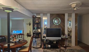 37 NANCY Ln, Barnegat, NJ 08005