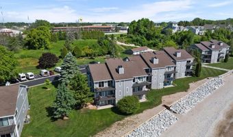 120 Summit Beach Dr, Algoma, WI 54201