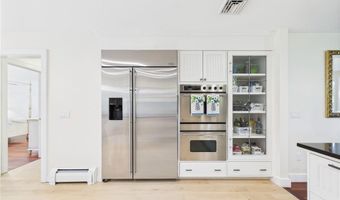 50 Intrepid Ln, Jamestown, RI 02835