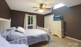 100 Ballantree Dr, Asheville, NC 28803