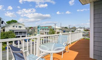 214 2ND St, Bethany Beach, DE 19930