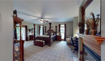 2 Ewes Ln, Bella Vista, AR 72715