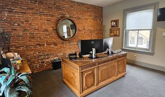 2 W Market St, Bethlehem, PA 18017