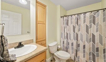 70 Riverside Dr, Allenstown, NH 03275