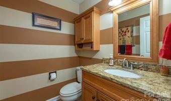 46 Foxberry Dr, Arden, NC 28704