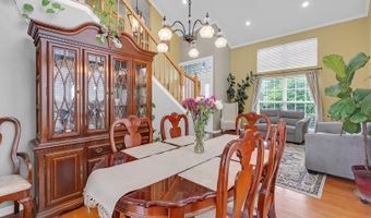 2324 Tracy Ln, Algonquin, IL 60102