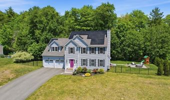 37 Hemlock Dr, Ayer, MA 01432