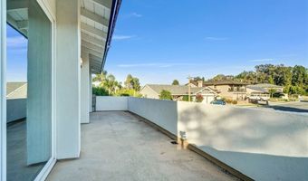 5215 E Rolling Hills Dr, Anaheim, CA 92807