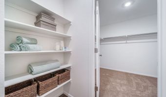 22302 E 38th Pl, Aurora, CO 80019