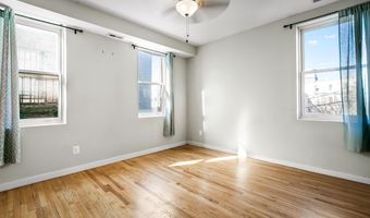18 E MADISON St 4, Baltimore, MD 21202