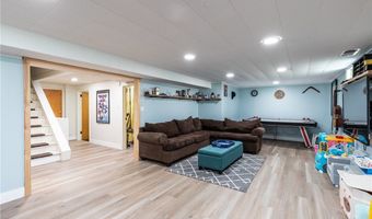 63 Hunters Ln, Amherst, NY 14221