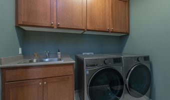 11 Olina St, Kahului, HI 96732