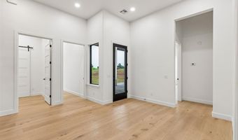 8809 E Covell Rd, Arcadia, OK 73007