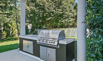 712 CHILDS POINT Rd, Annapolis, MD 21401