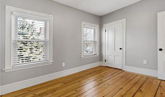88 Burton St, Bristol, RI 02809