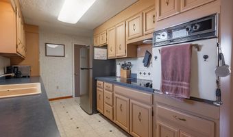 581 S Barnstead Rd, Barnstead, NH 03225