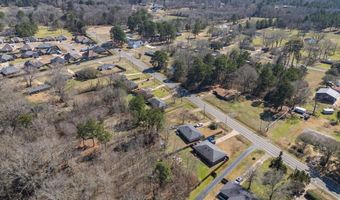 900 5th St, Benton, LA 71006