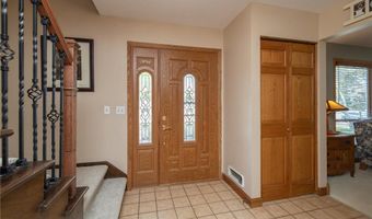 5999 139th St W, Apple Valley, MN 55124