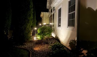 355 Woodside Ct, Batesville, IN 47006