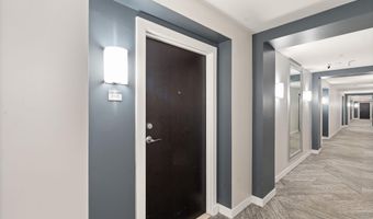 851 N GLEBE Rd 1309, Arlington, VA 22203