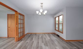 34 W Clearview Dr, Athens, OH 45701