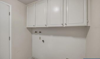 950 Edgewood Dr NW, Albany, OR 97321