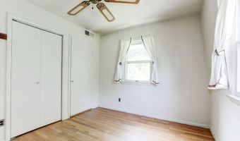 6115 LONE OAK Dr, Bethesda, MD 20817