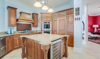 2001 Claudette Ct, Biloxi, MS 39531