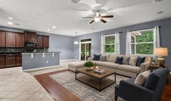 925 COUNTS CREST Cir, Apopka, FL 32712