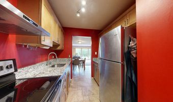 718 Peninsula Ct, Ann Arbor, MI 48105