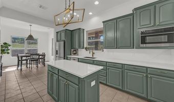 381 Creek Bend Dr, Aledo, TX 76008