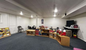 227 Greenly, Adrian, MI 49221