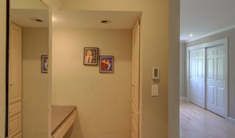 9 Southwind Dr 9, Burlington, VT 05401