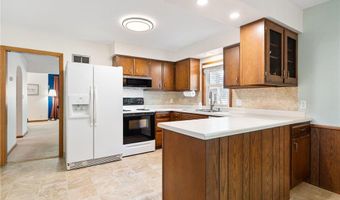 902 11th Ave SW, Austin, MN 55912