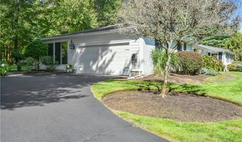 91 Cindyann Dr, East Greenwich, RI 02818
